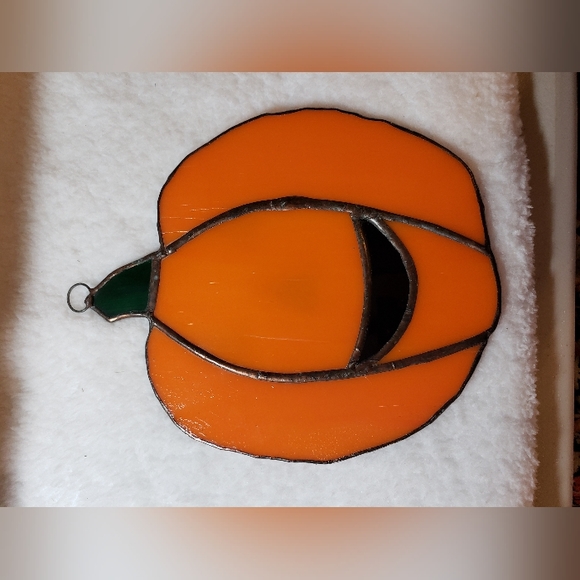 Stained Glass Pumpkin - Picture 4 of 10